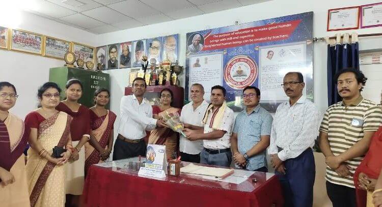 BEO Chudamani Barik ଚୁଡ଼ାମଣି ବାରିକଙ୍କୁ ପଦୋନ୍ନତି ସକାଶେ ଭବ୍ୟ ସମ୍ବର୍ଦ୍ଧନା